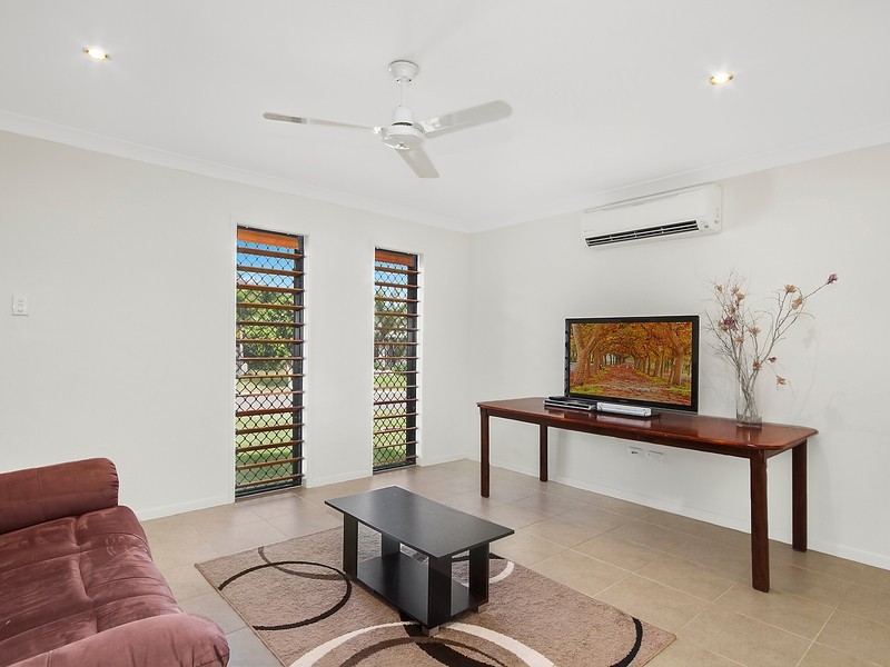 22 Strathburn Street, Mount Louisa QLD 4814