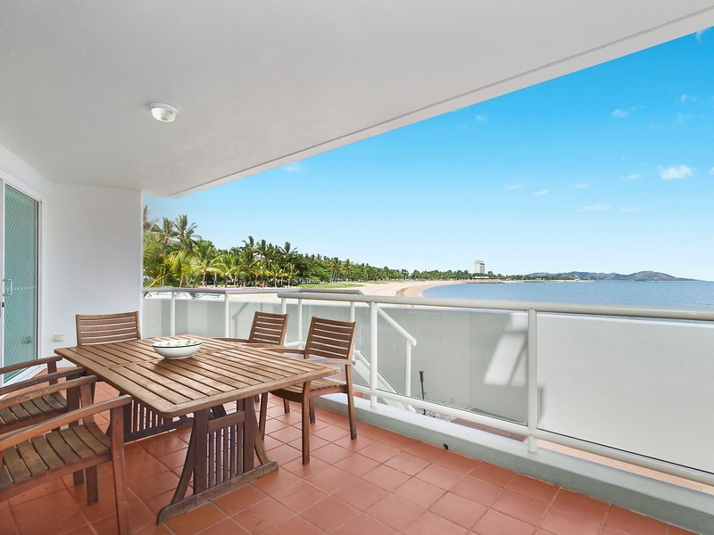 1/7 Mariners Drive, Townsville City QLD 4810
