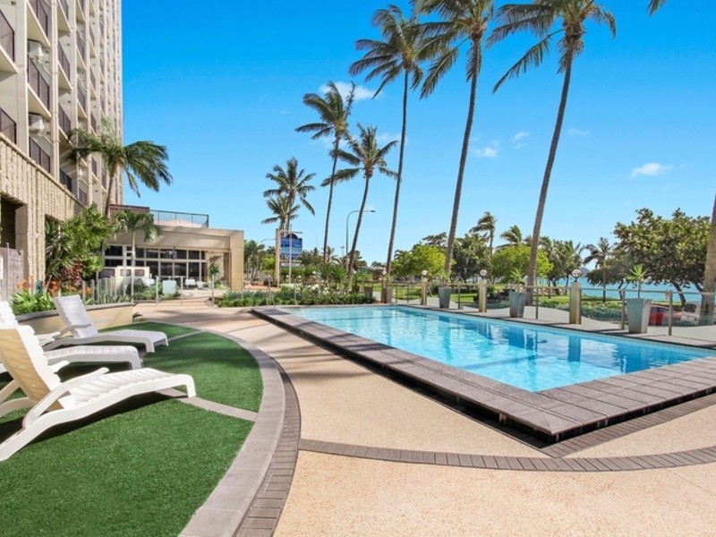 202/75 The Strand, North Ward QLD 4810