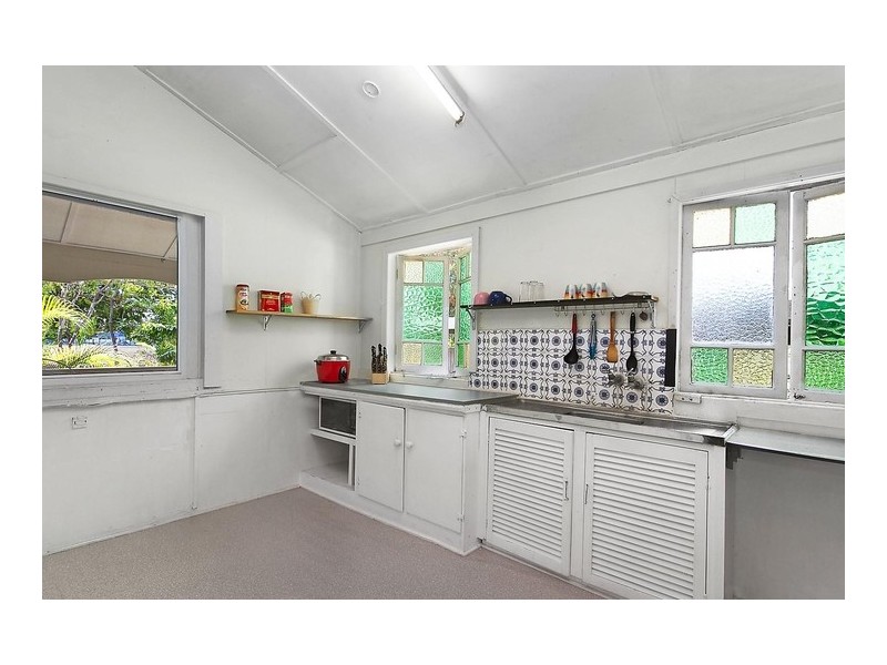 88 Queens Road, Hermit Park QLD 4812