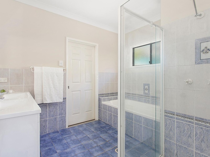 18 Braemar Crescent, Castle Hill QLD 4810