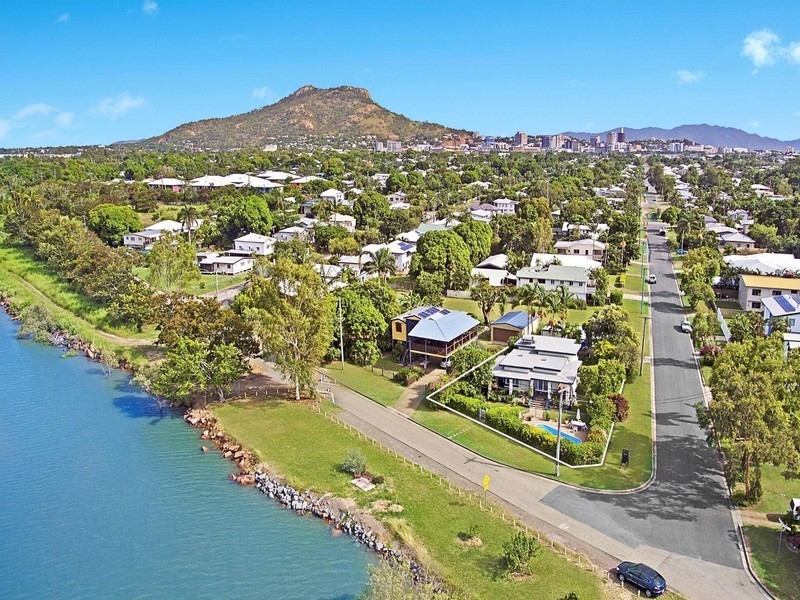 14 Cameron Street, Railway Estate QLD 4810