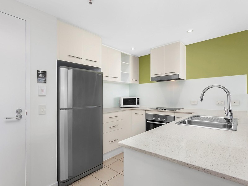 810/2 Dibbs Street, South Townsville QLD 4810