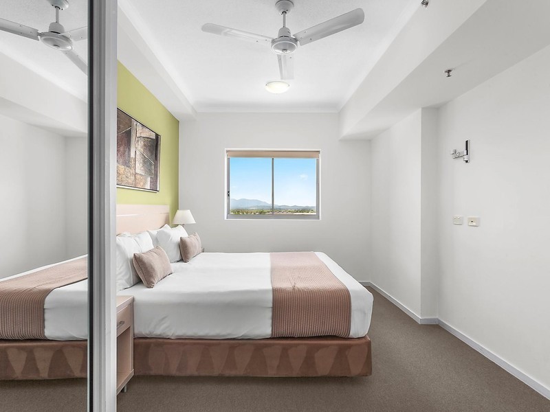 810/2 Dibbs Street, South Townsville QLD 4810