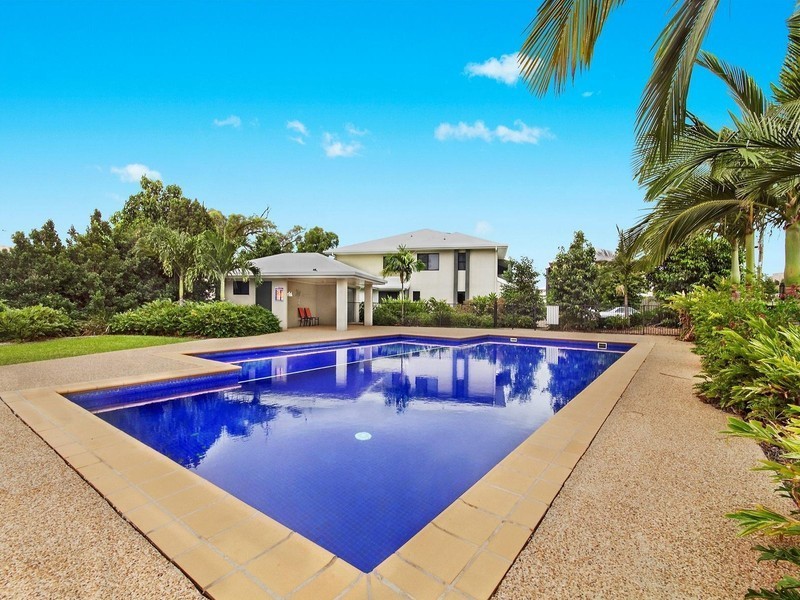 319 Angus Smith Drive, Douglas QLD 4814