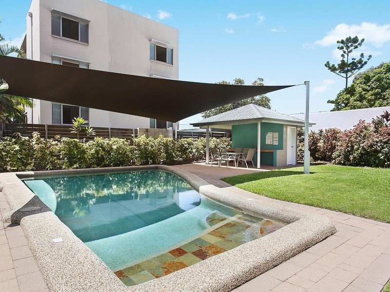 2/107 The Strand, North Ward QLD 4810