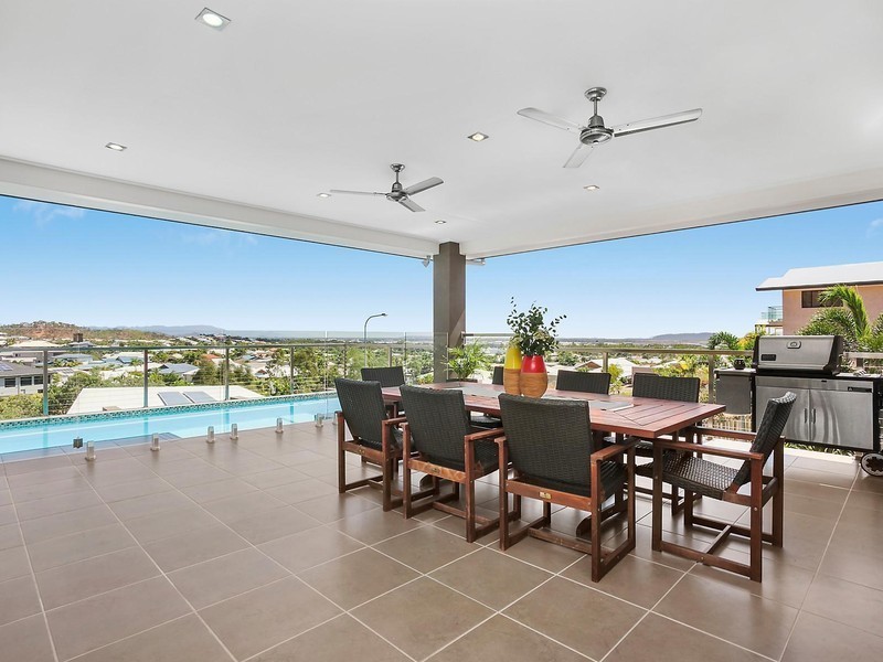 64 St Albans Road, Mount Louisa QLD 4814