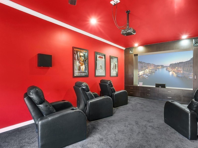 64 St Albans Road, Mount Louisa QLD 4814