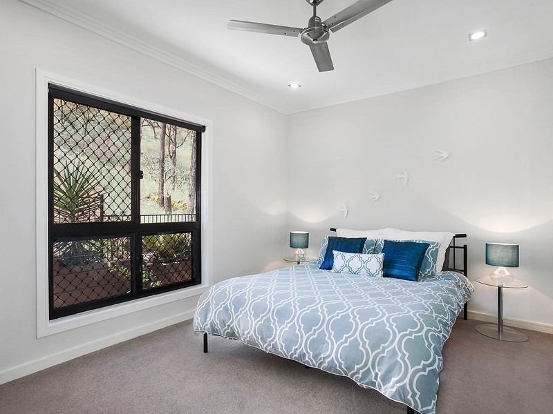 64 St Albans Road, Mount Louisa QLD 4814