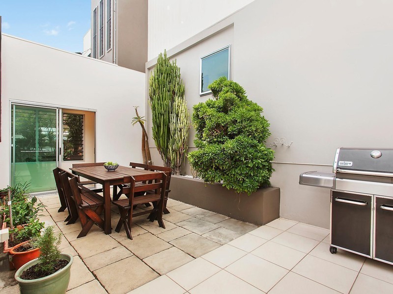 9 Toorak Place, Castle Hill QLD 4810