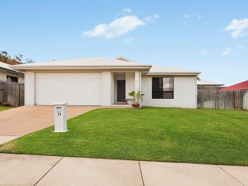 13 Franklin Drive, Mount Louisa QLD 4814