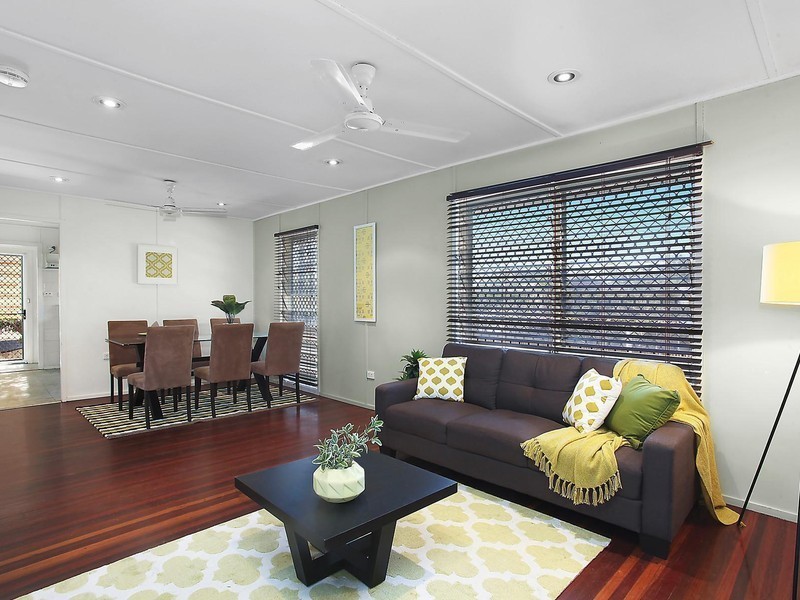 10 Riechelmann Street, Heatley QLD 4814