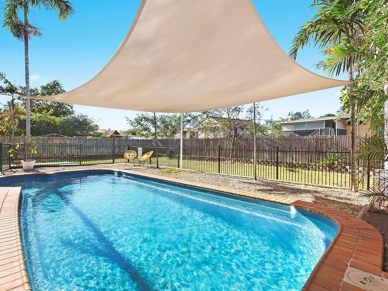 10 Riechelmann Street, Heatley QLD 4814