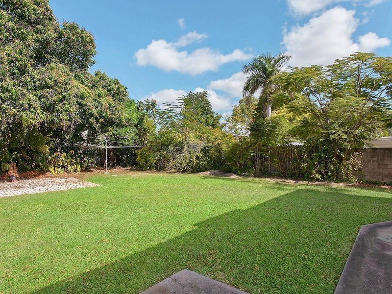 30 Tyrrell Street, Gulliver QLD 4812