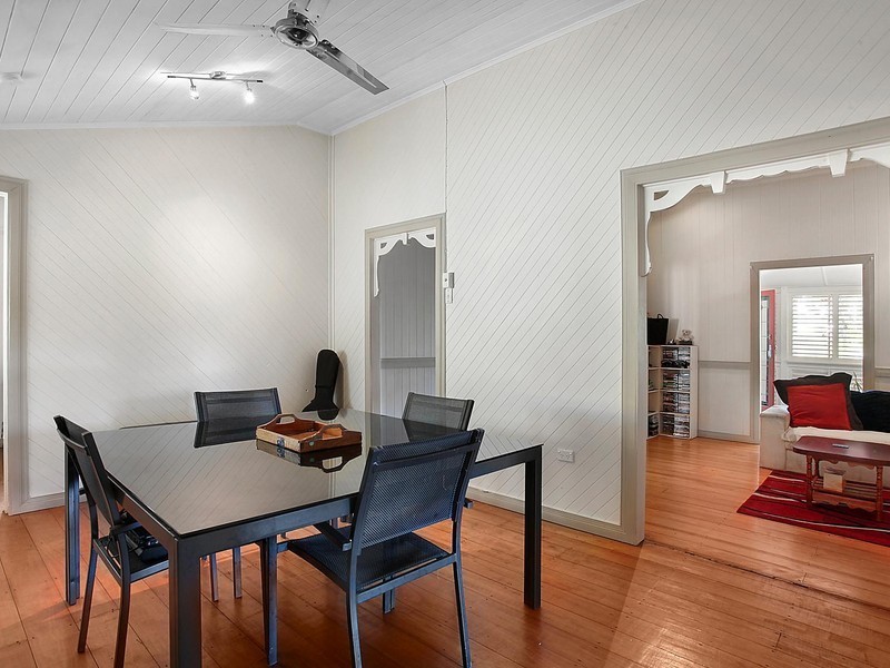 126 Perkins Street West, Railway Estate QLD 4810