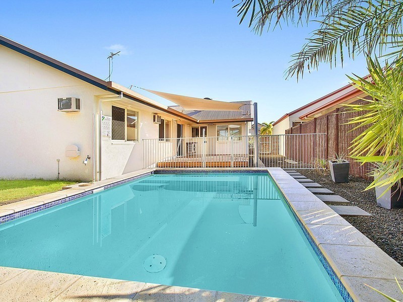 60 Honeyeater Circuit, Douglas QLD 4814