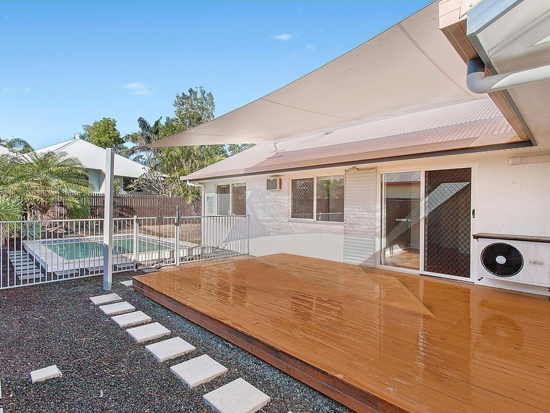 60 Honeyeater Circuit, Douglas QLD 4814