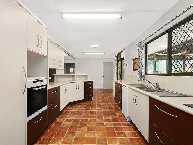 8 Teresa Street, Rasmussen QLD 4815