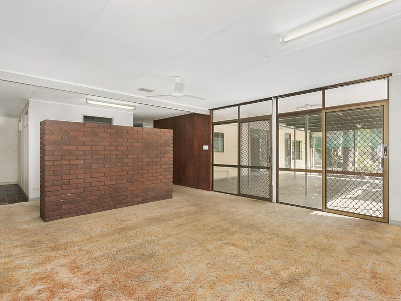 8 Teresa Street, Rasmussen QLD 4815