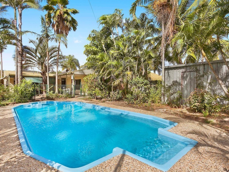 8 Teresa Street, Rasmussen QLD 4815