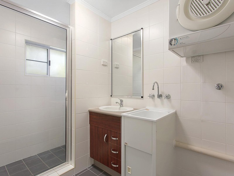 6/70 Eyre Street, North Ward QLD 4810