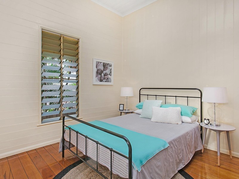 9 Ninth Avenue, Railway Estate QLD 4810