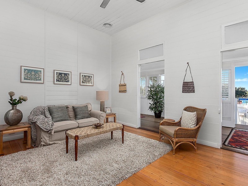 34 Paxton Street, North Ward QLD 4810