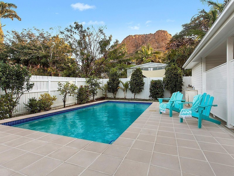 34 Paxton Street, North Ward QLD 4810