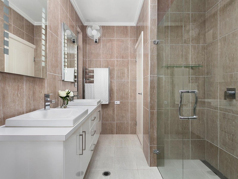 2 Edgewater Court, Idalia QLD 4811