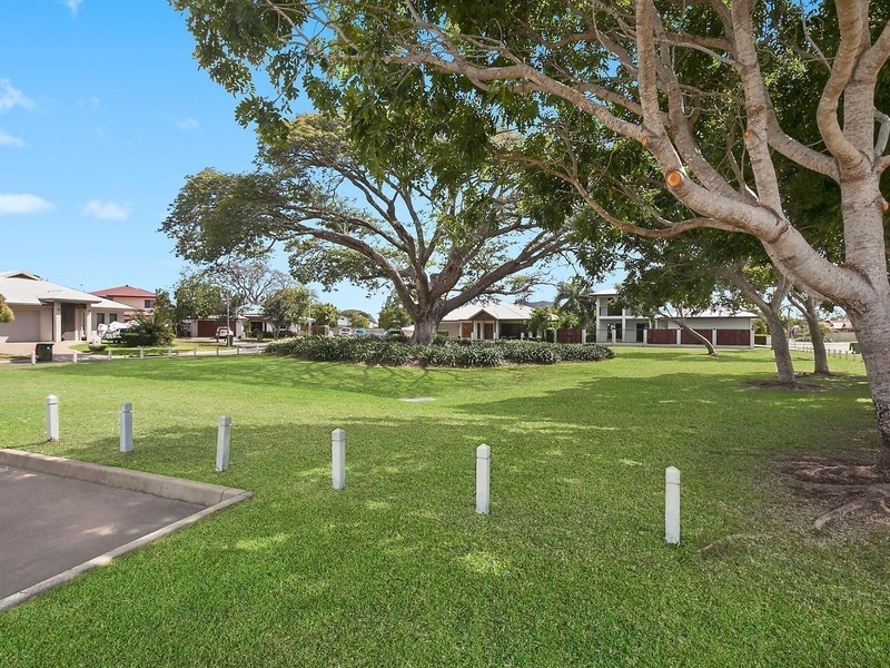 2 Edgewater Court, Idalia QLD 4811