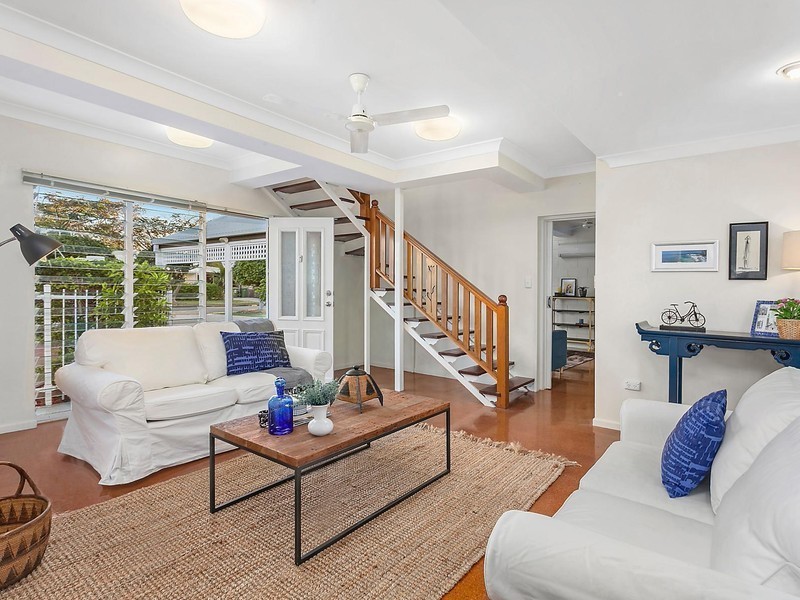 21 Kenilworth Avenue, Hyde Park QLD 4812