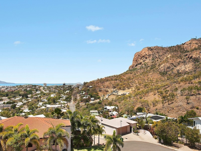 4 Yongala Court, Castle Hill QLD 4810