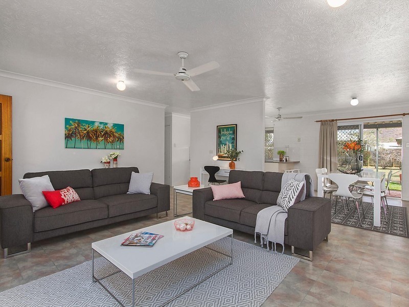 26 Doncaster Way, Mount Louisa QLD 4814