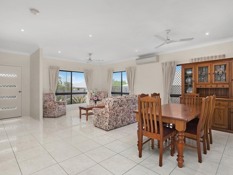 15 Klewarra Boulevard, Douglas QLD 4814