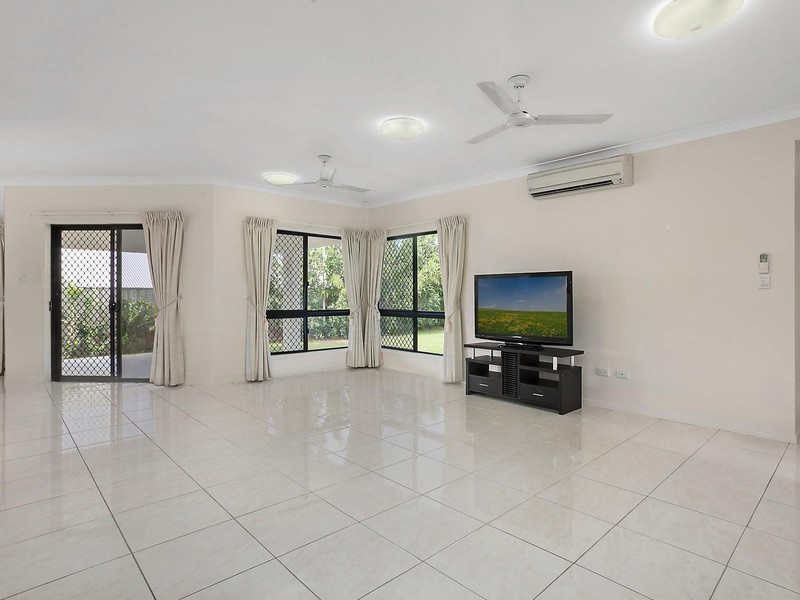 15 Klewarra Boulevard, Douglas QLD 4814