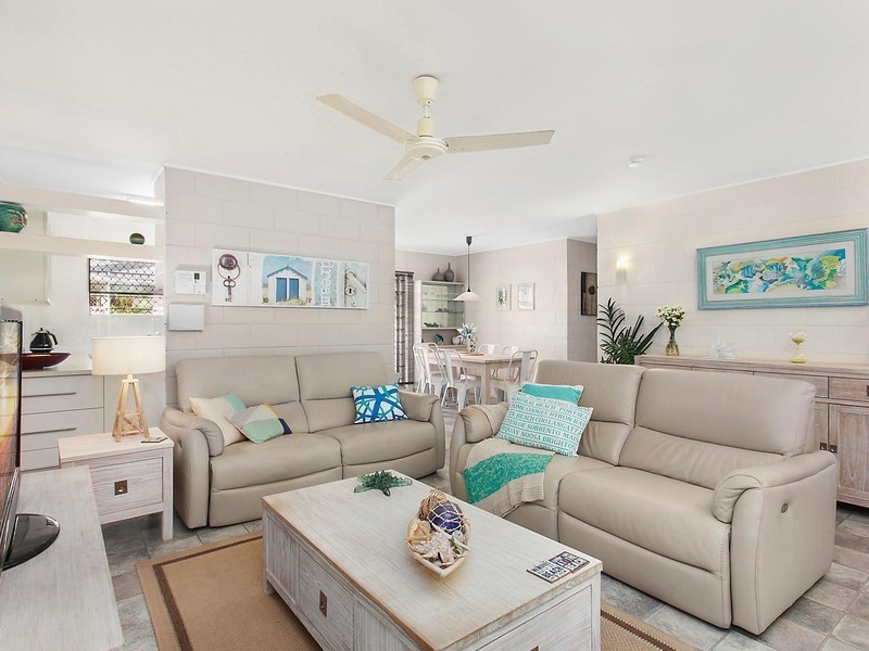 27 Winifred Street, Mundingburra QLD 4812