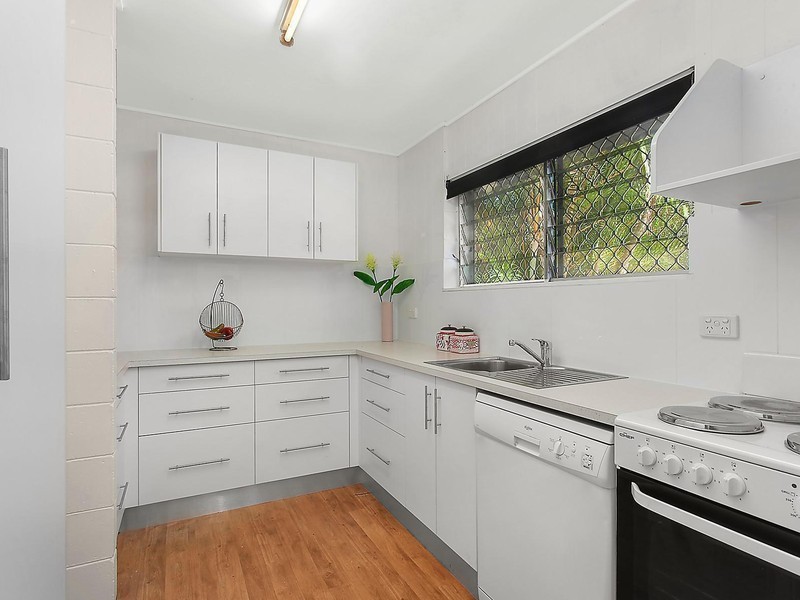 27 Winifred Street, Mundingburra QLD 4812