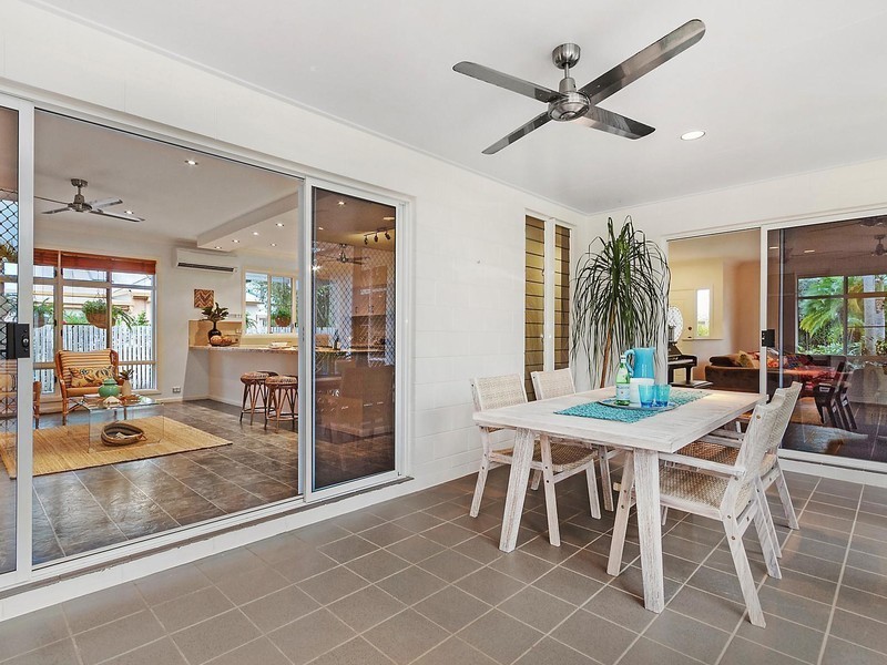 103 Coutts Drive, Bushland Beach QLD 4818