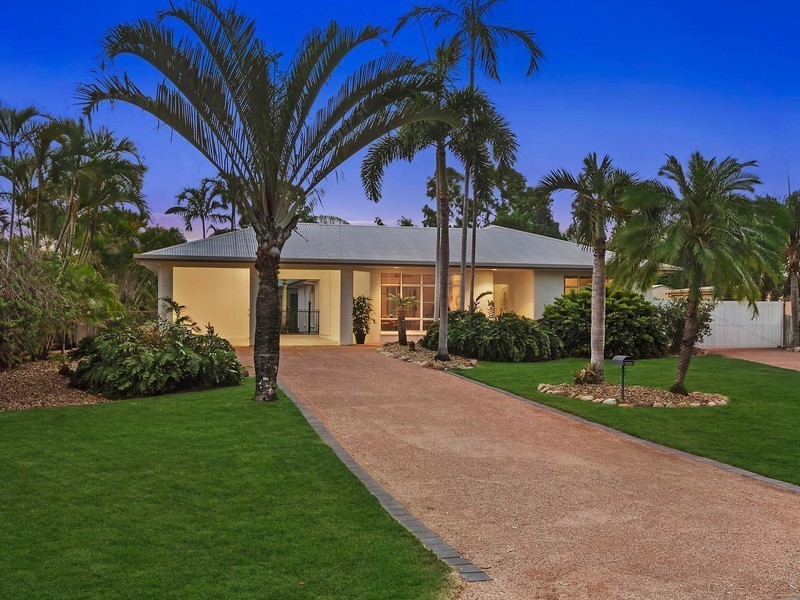 103 Coutts Drive, Bushland Beach QLD 4818