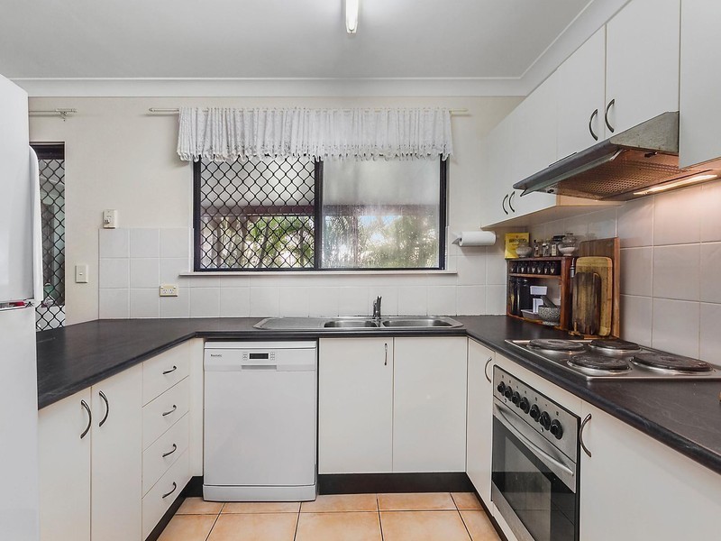 17 Riley Circuit, Kirwan QLD 4817