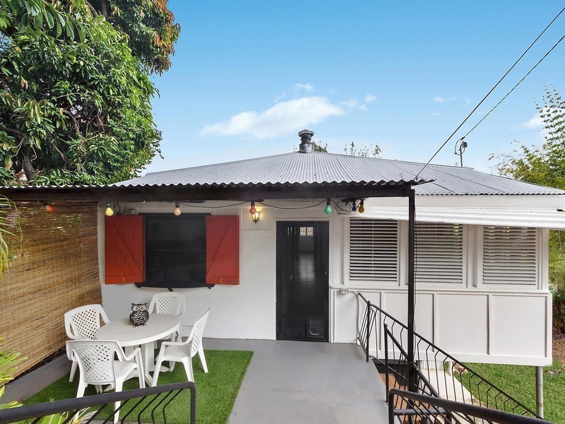 20 Queen Street, North Ward QLD 4810