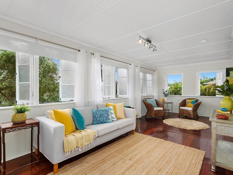 48 Cheyne Street, Pimlico QLD 4812