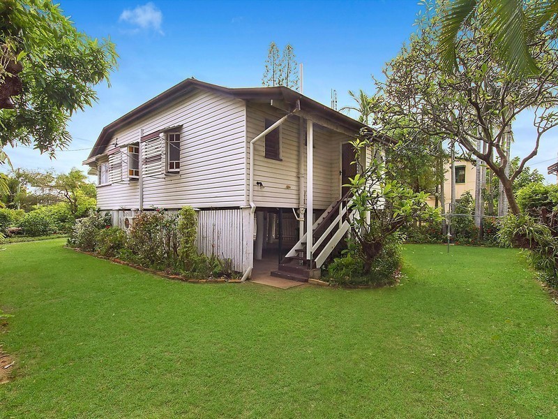 144 Eyre Street, North Ward QLD 4810