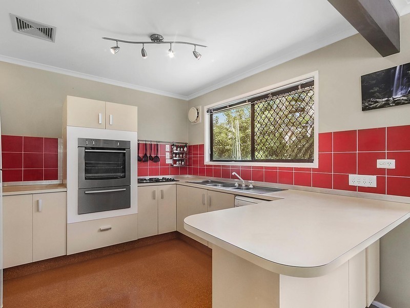 9 Allambie Court, Kelso QLD 4815