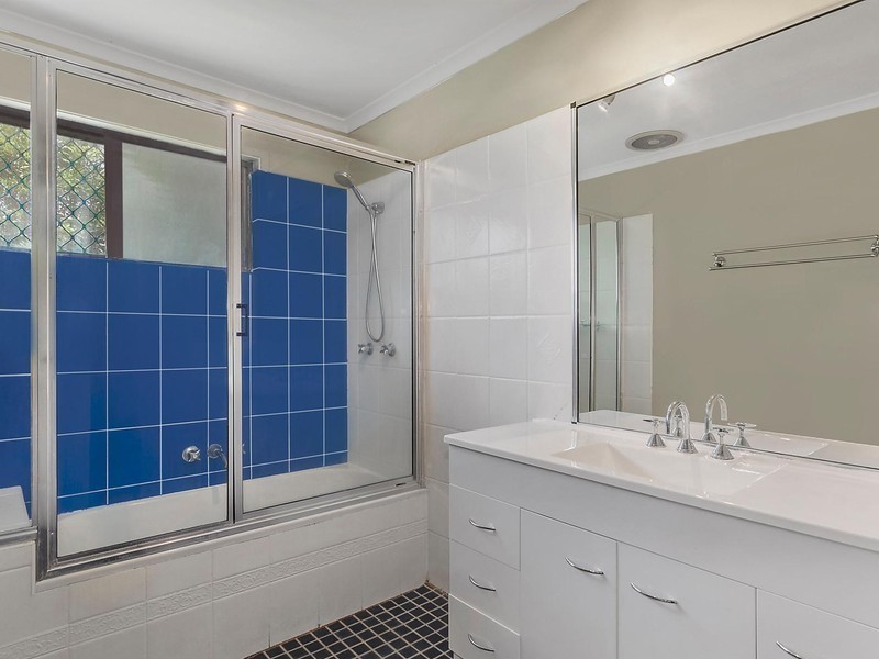 9 Allambie Court, Kelso QLD 4815