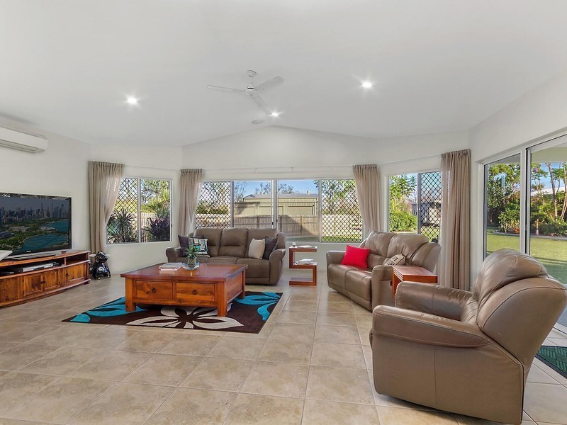 12 Raja Aho Road, Rangewood QLD 4817
