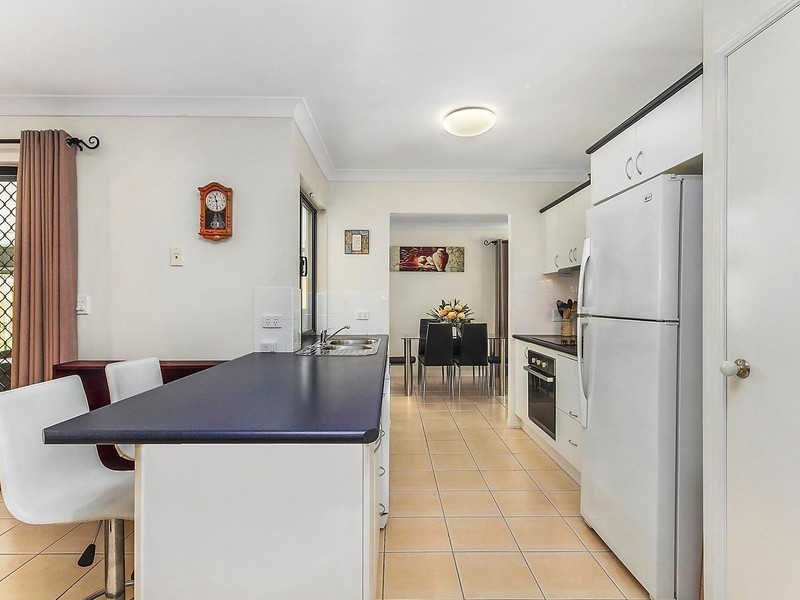 27 Marchwood Avenue, Kirwan QLD 4817