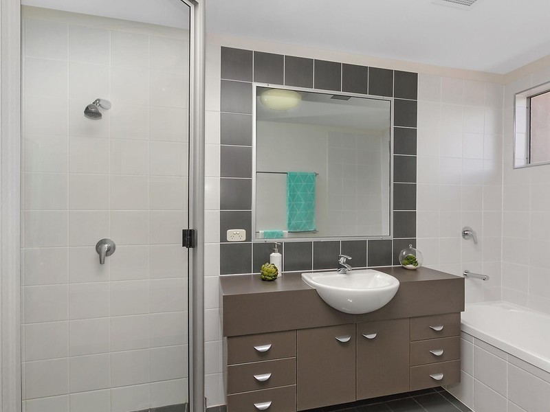 12/88 Mitchell Street, North Ward QLD 4810