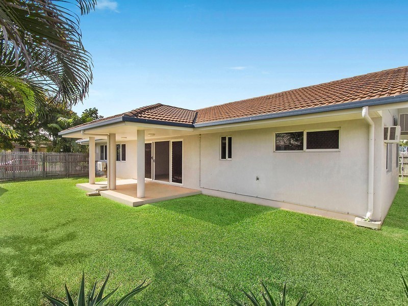 60 Wheeler Circuit, Kirwan QLD 4817