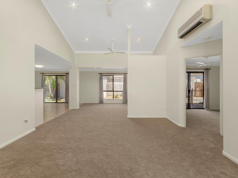 11 Florida Place, Kirwan QLD 4817